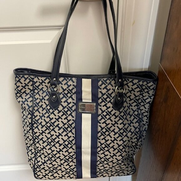 Tommy Hilfiger Handbags - Tommy Hilfiger Blue & Gray Large Tote Bag